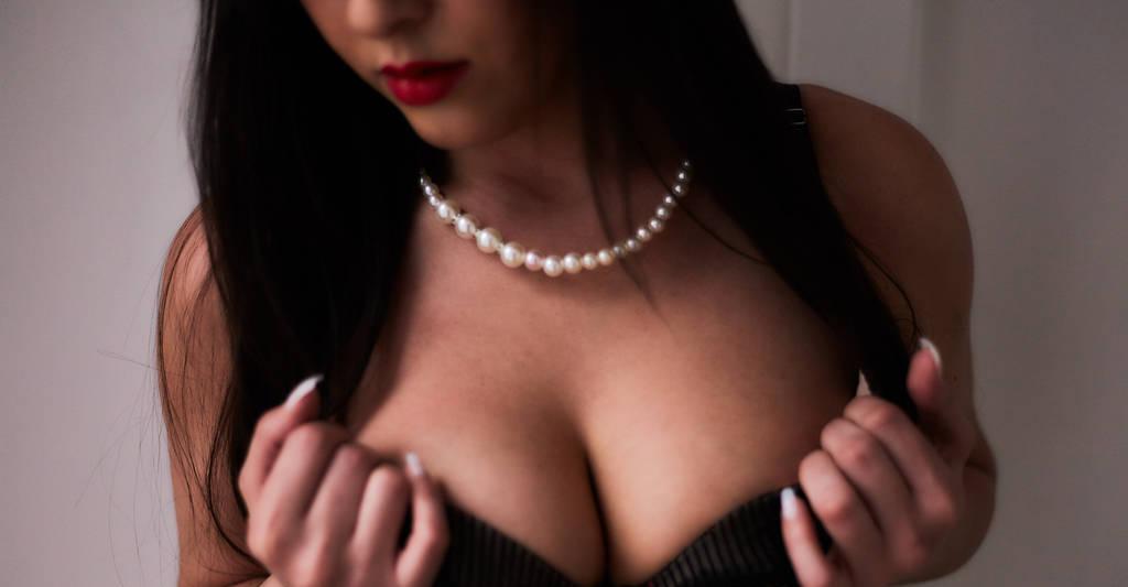 Lily French is Female Escorts. | Sherbrooke | Quebec | Canada | scarletamour.com 