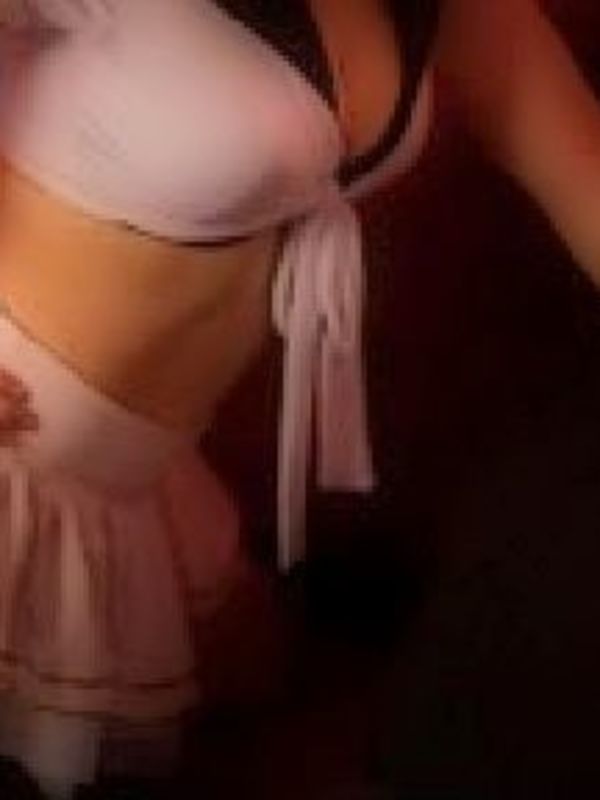 Corina is Female Escorts. | Hamilton | New Zealand | New Zeland | scarletamour.com 