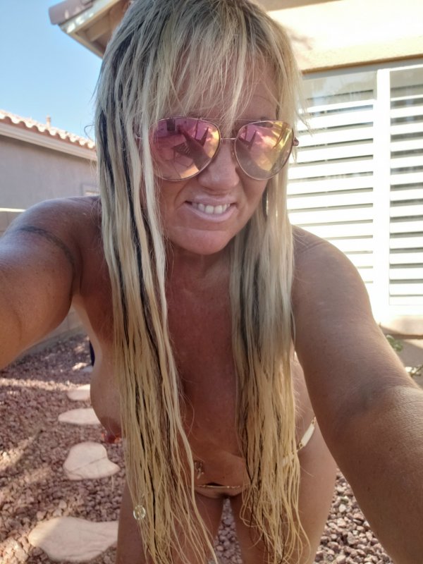  is Female Escorts. | Palms Springs | California | United States | scarletamour.com 