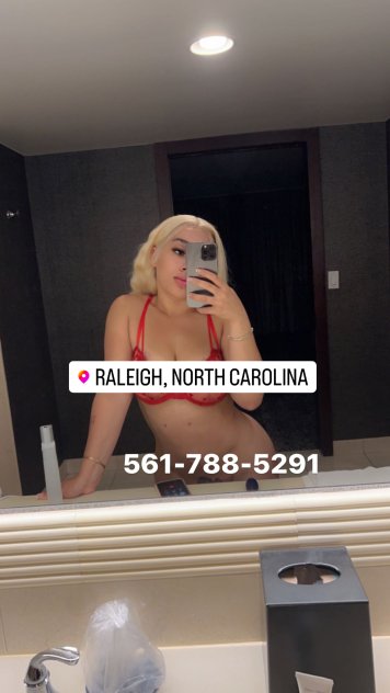  is Female Escorts. | Raleigh / Durham | North Carolina | United States | scarletamour.com 