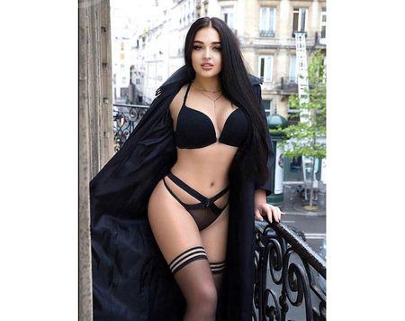  is Female Escorts. | London | United Kingdom | United Kingdom | scarletamour.com 