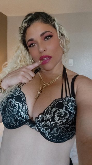  is Female Escorts. | Kansas City | Missouri | United States | scarletamour.com 