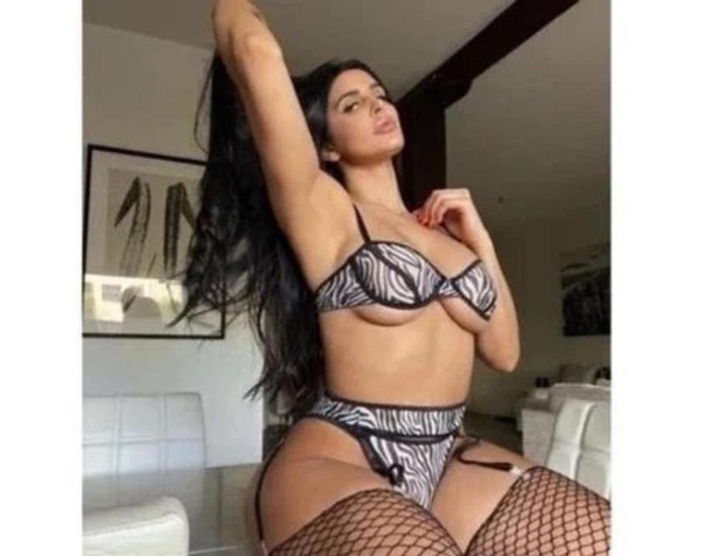  is Female Escorts. | Manchester | United Kingdom | United Kingdom | scarletamour.com 