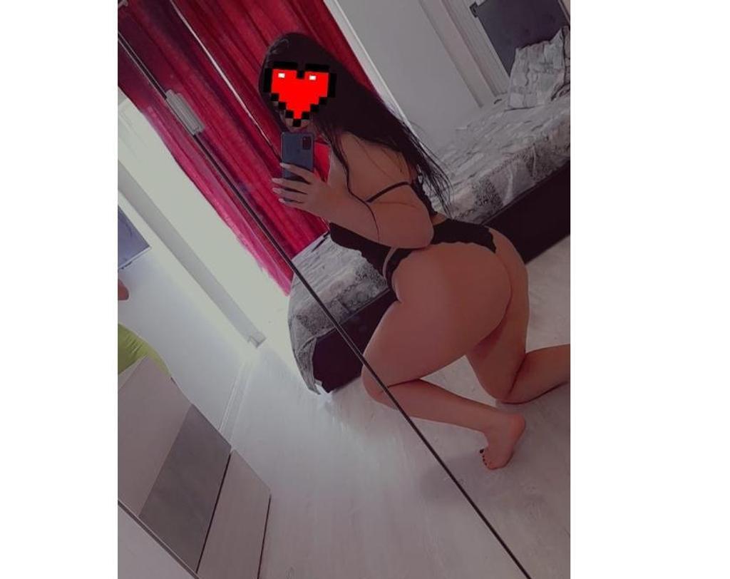  is Female Escorts. | Leeds | United Kingdom | United Kingdom | scarletamour.com 