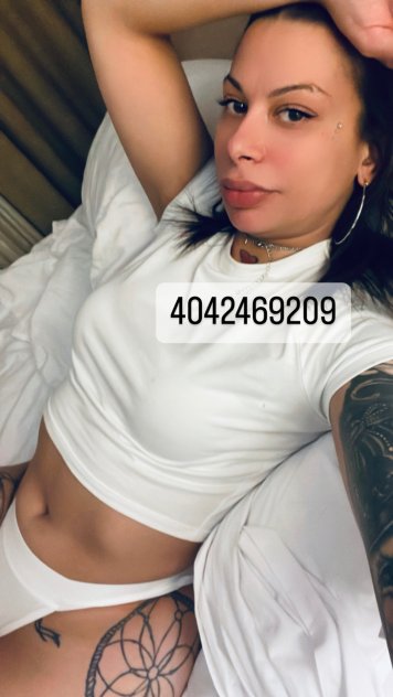  is Female Escorts. | Chicago Falls | Illinois | United States | scarletamour.com 