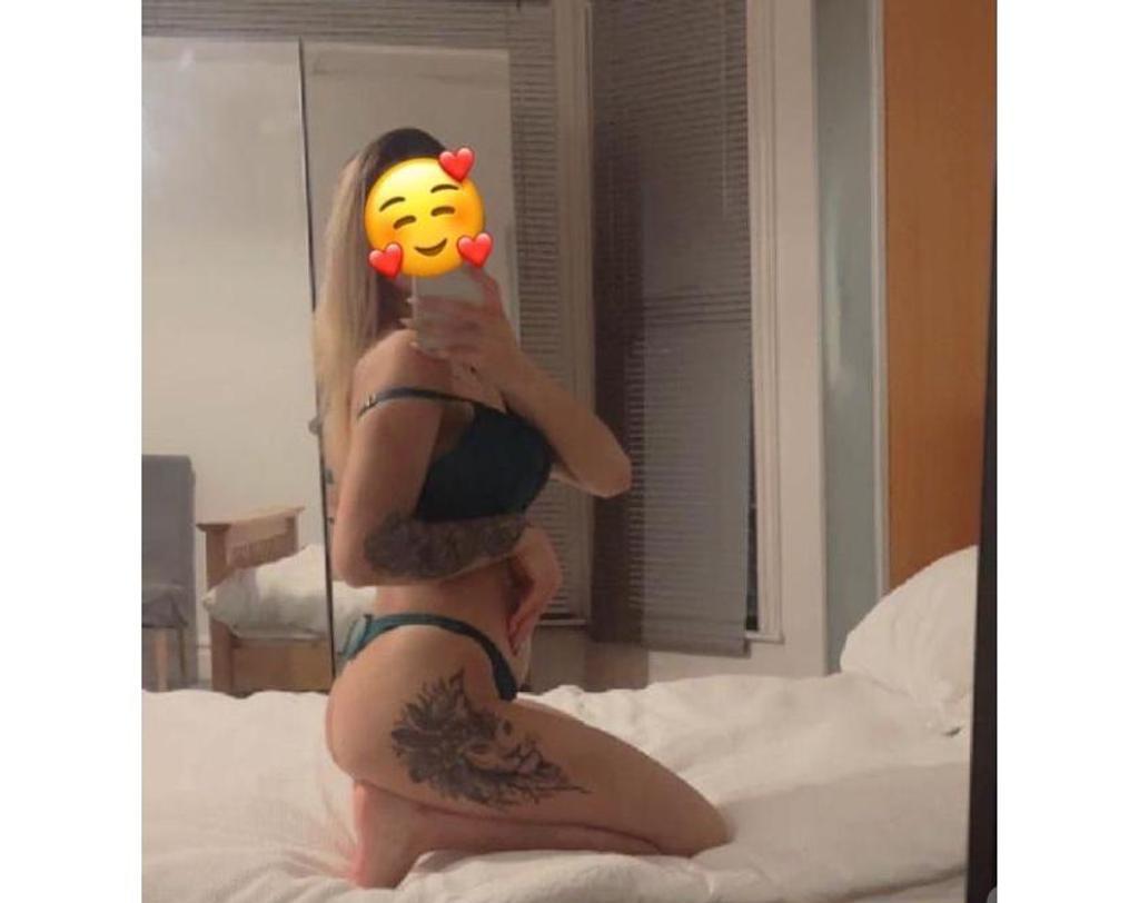  is Female Escorts. | Wales | United Kingdom | United Kingdom | scarletamour.com 