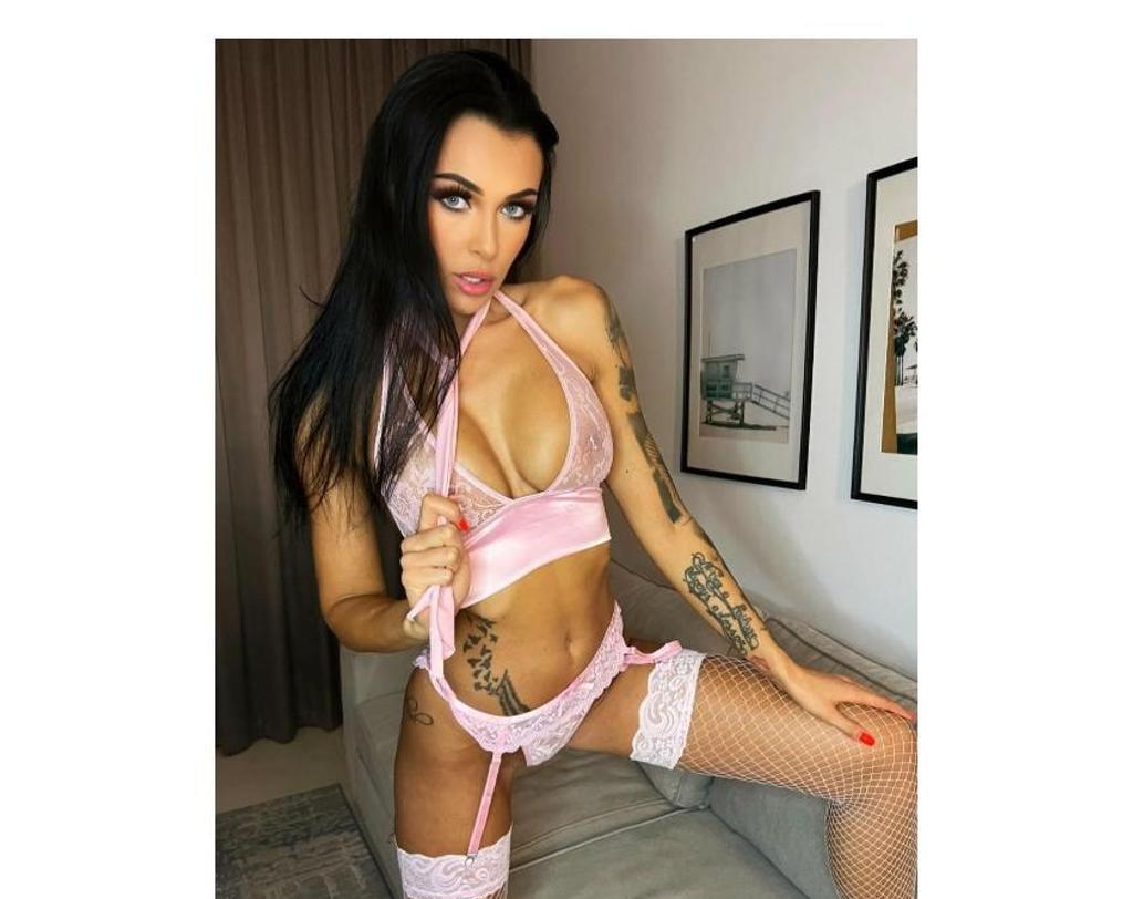  is Female Escorts. | Leeds | United Kingdom | United Kingdom | scarletamour.com 