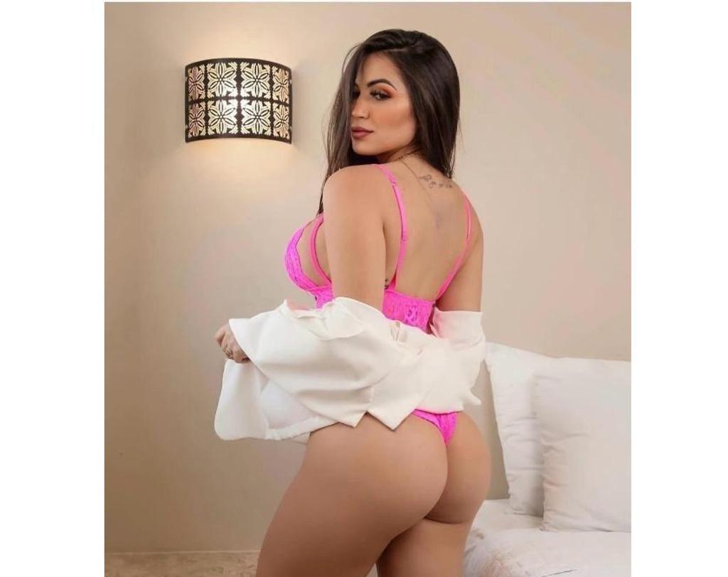  is Female Escorts. | East Midlands | United Kingdom | United Kingdom | scarletamour.com 