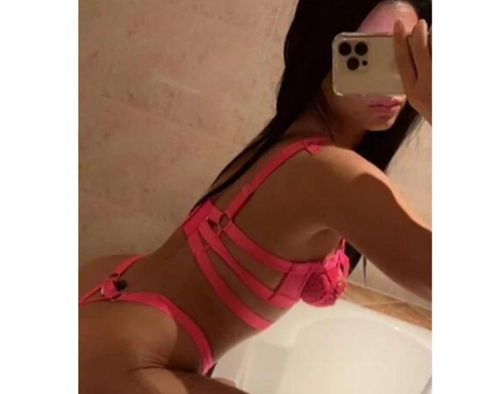  is Female Escorts. | Bath | United Kingdom | United Kingdom | scarletamour.com 