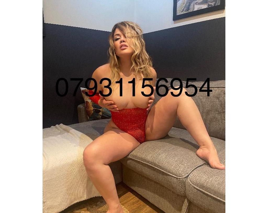  is Female Escorts. | Leeds | United Kingdom | United Kingdom | scarletamour.com 