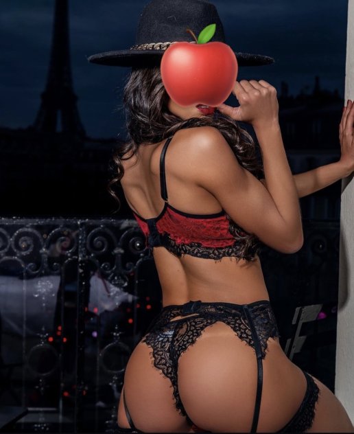  is Female Escorts. | Fort Lauderdale | Florida | United States | scarletamour.com 