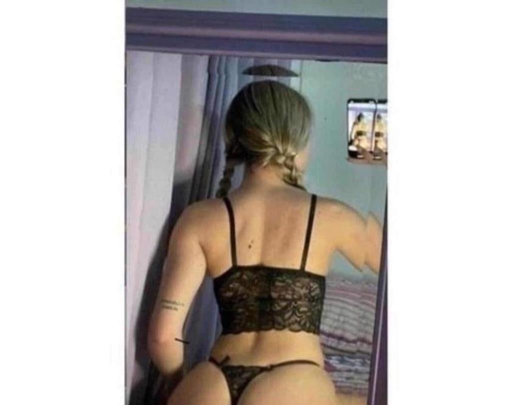  is Female Escorts. | Essex | United Kingdom | United Kingdom | scarletamour.com 