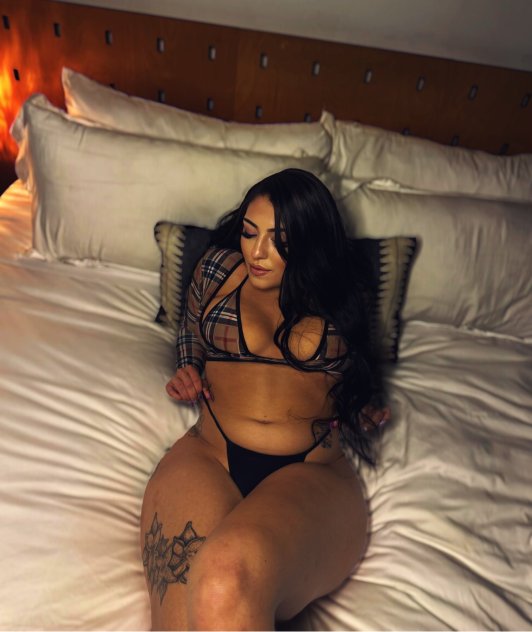  is Female Escorts. | Raleigh / Durham | North Carolina | United States | scarletamour.com 