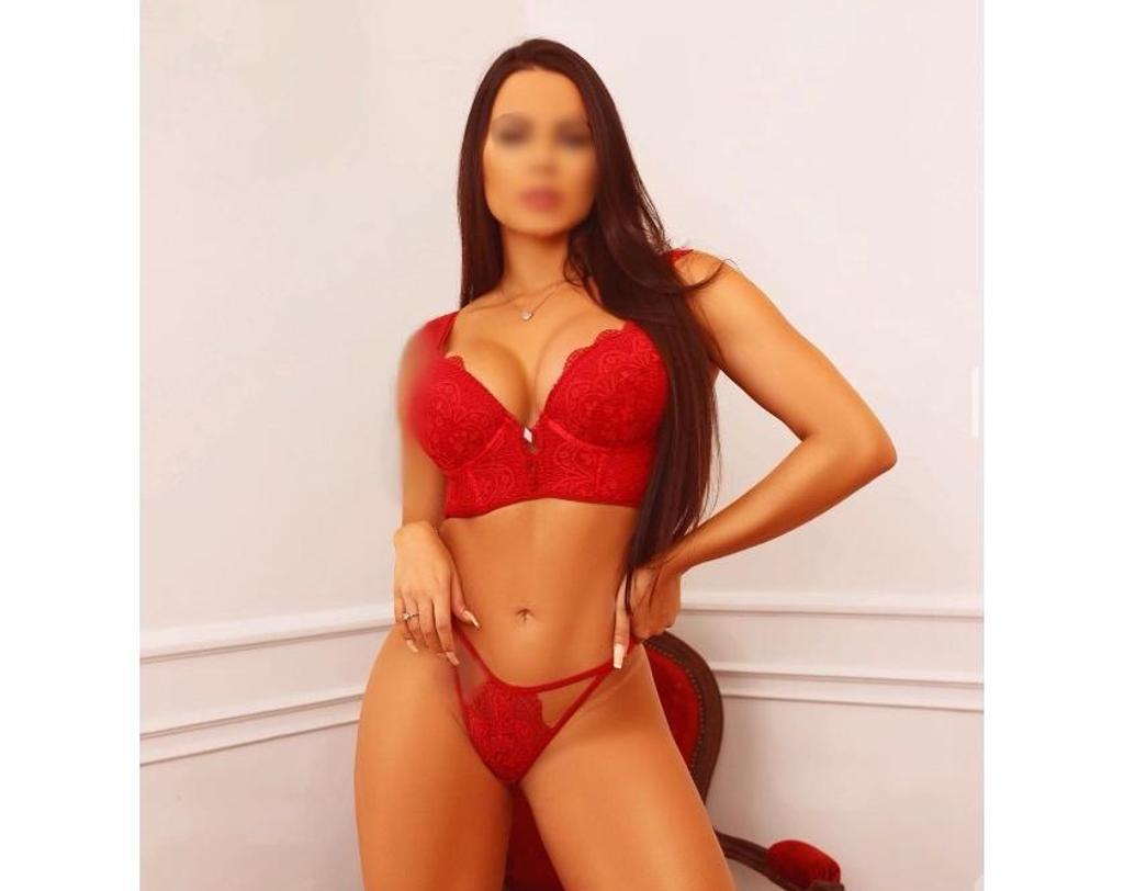  is Female Escorts. | Oxford | United Kingdom | United Kingdom | scarletamour.com 