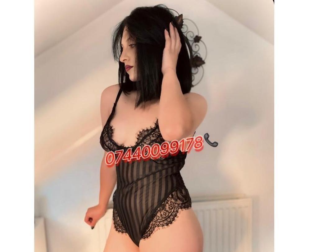  is Female Escorts. | Essex | United Kingdom | United Kingdom | scarletamour.com 