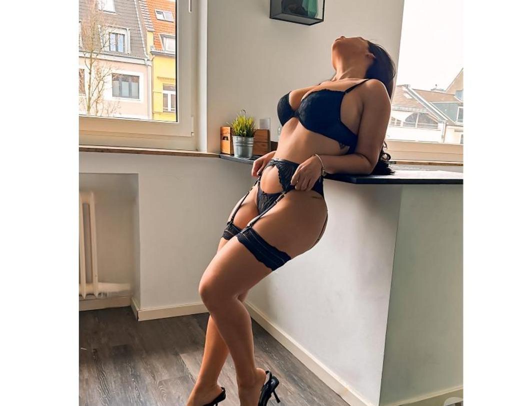  is Female Escorts. | Aberdeen | United Kingdom | United Kingdom | scarletamour.com 