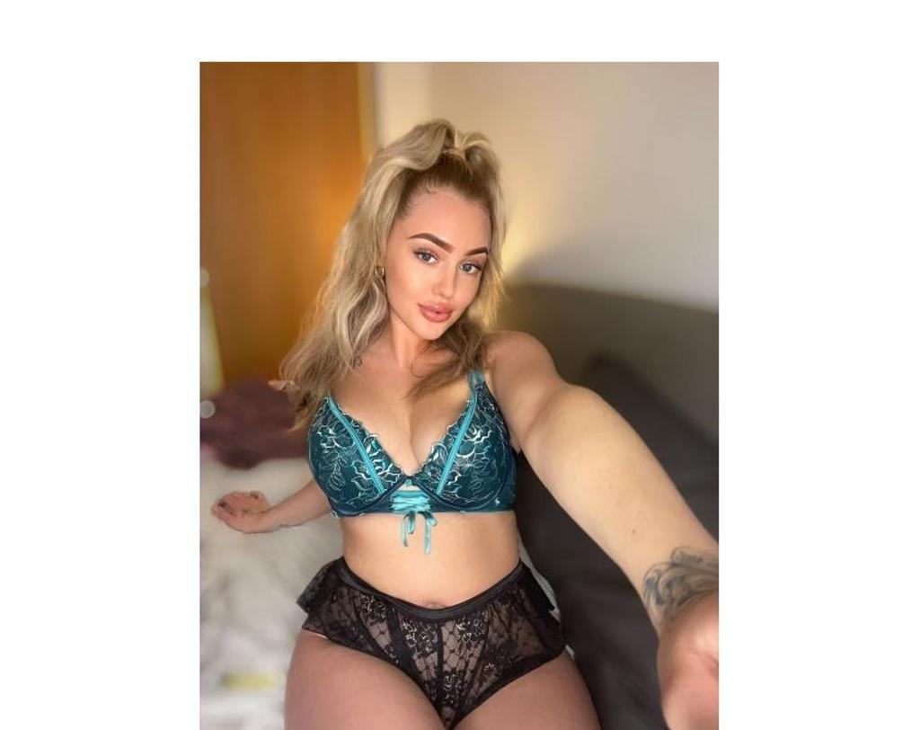  is Female Escorts. | Devon | United Kingdom | United Kingdom | scarletamour.com 