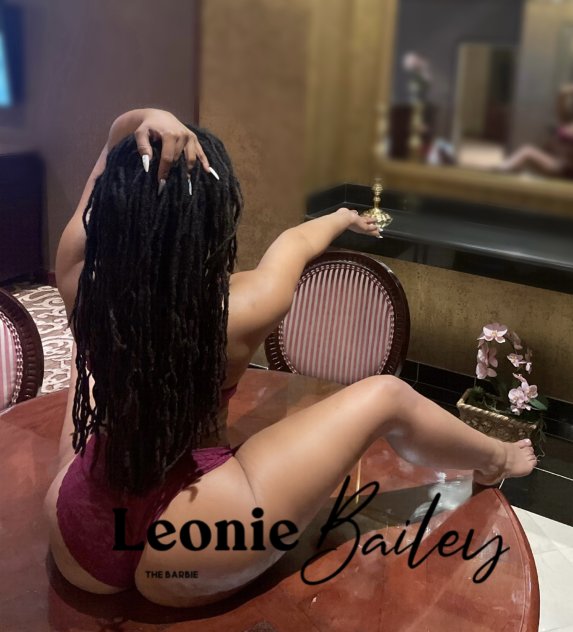  is Female Escorts. | Honolulu | Hawaii | United States | scarletamour.com 