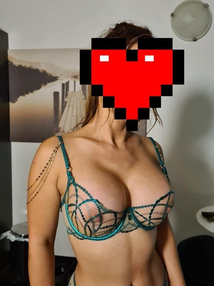 Beauty is Female Escorts. | Canberra | Australia | Australia | scarletamour.com 