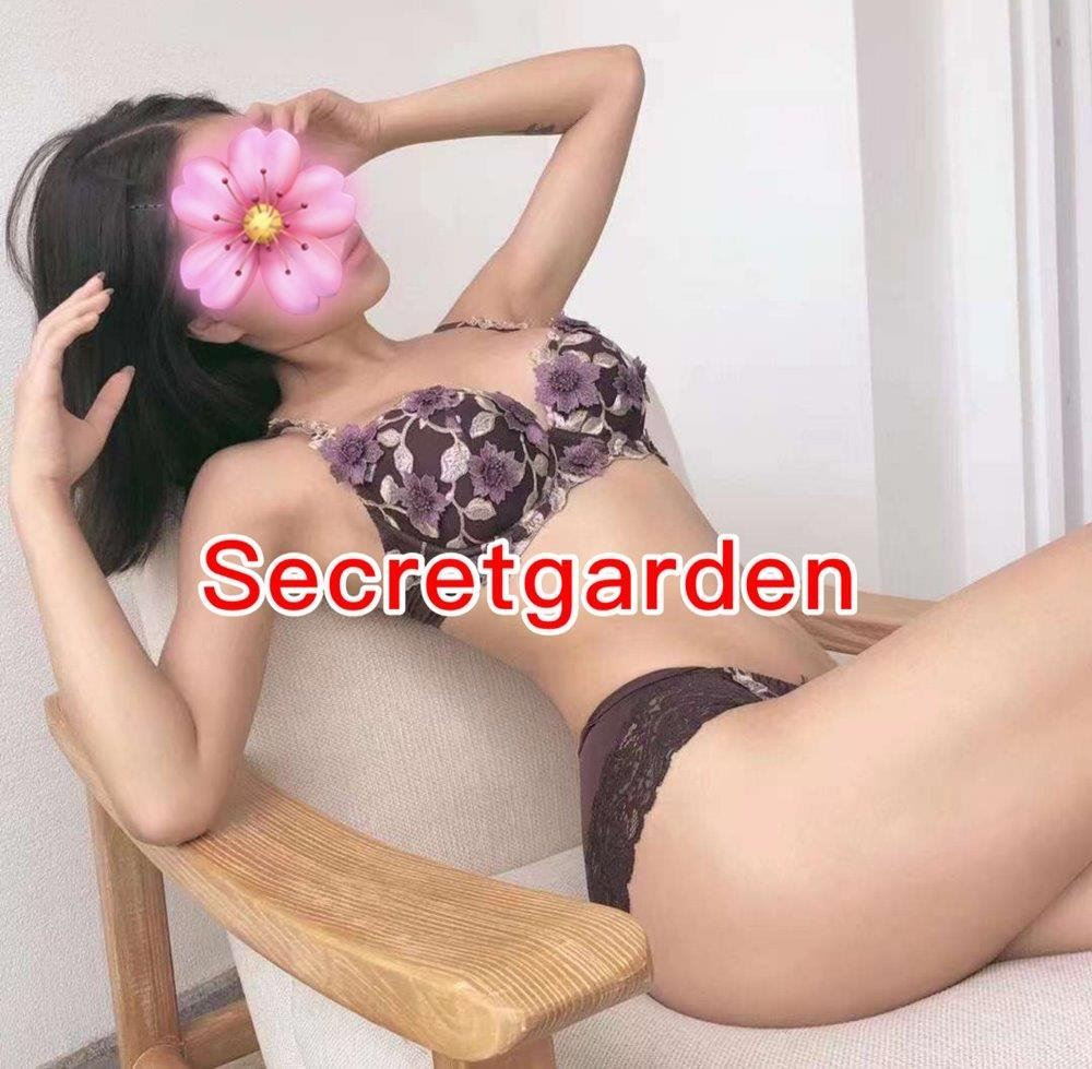 Secret Garden is Female Escorts. | Canberra | Australia | Australia | scarletamour.com 