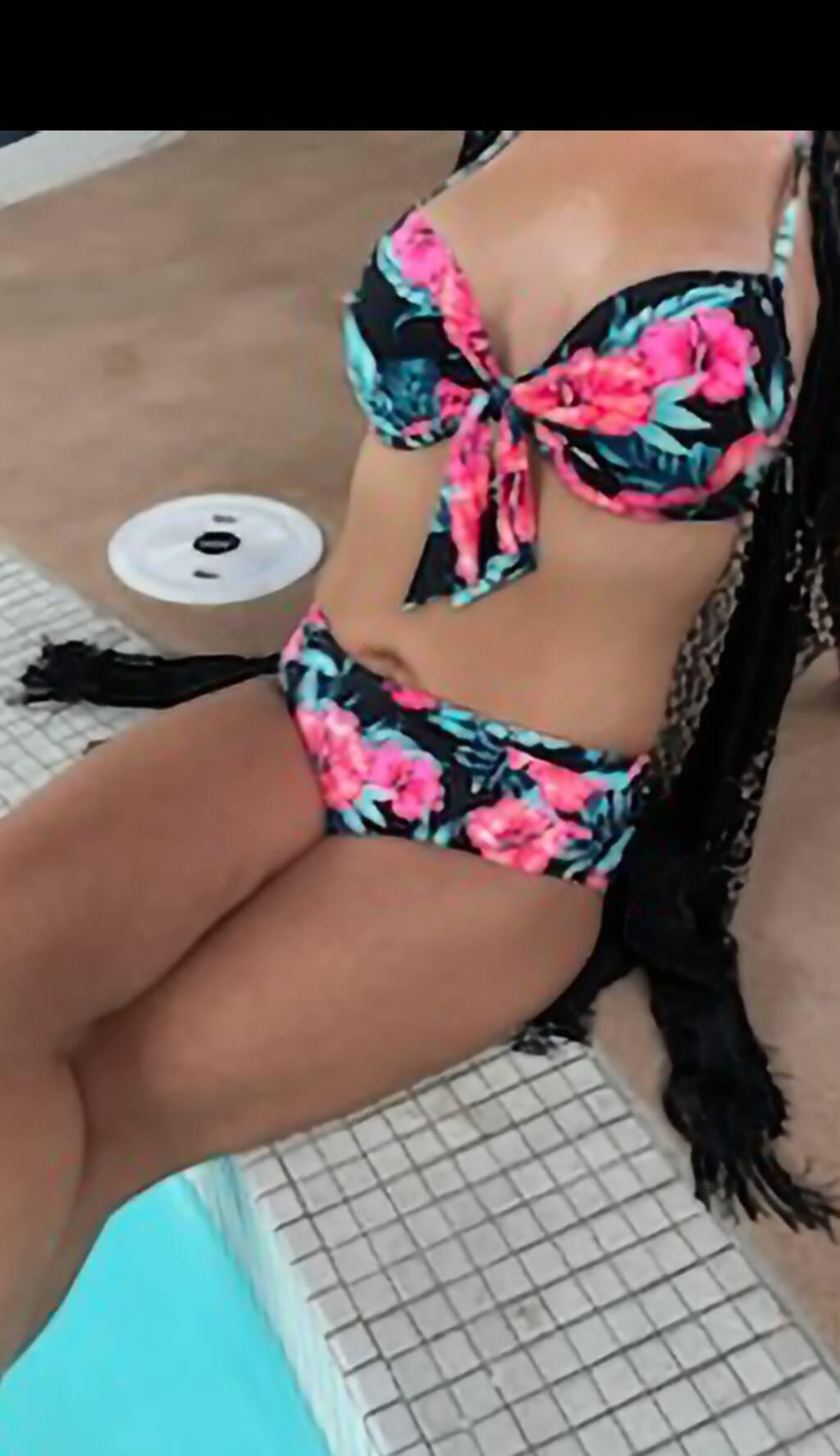 Tina is Female Escorts. | Medicine Hat | Alberta | Canada | scarletamour.com 