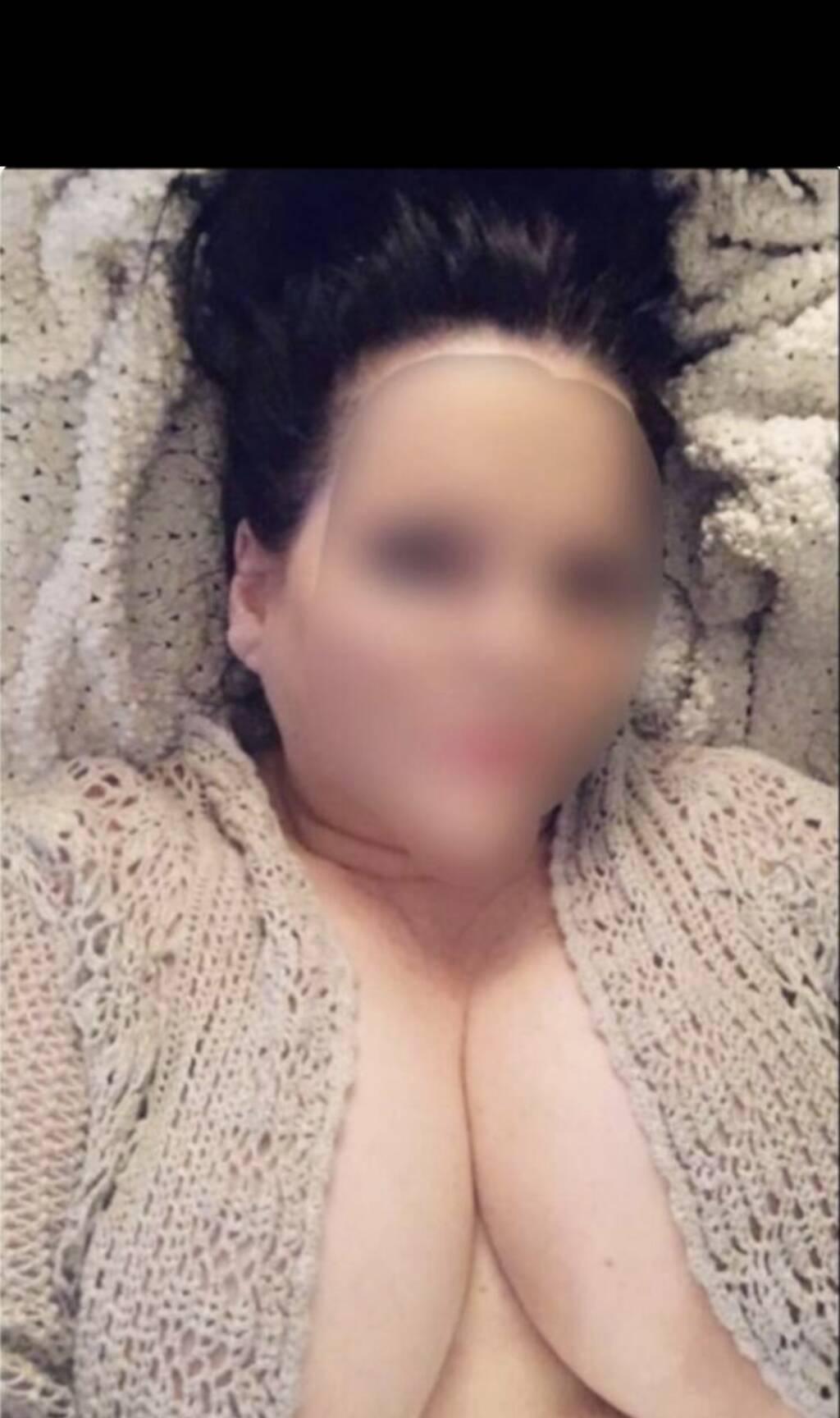 Candy is Female Escorts. | Kelowna | British Columbia | Canada | scarletamour.com 