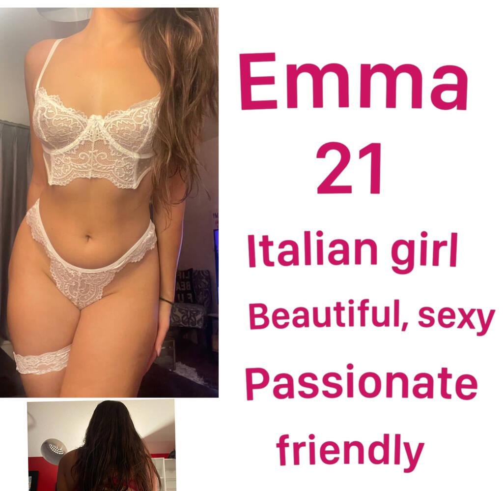 7 Girls New girls monthly is Female Escorts. | Victoria | British Columbia | Canada | scarletamour.com 