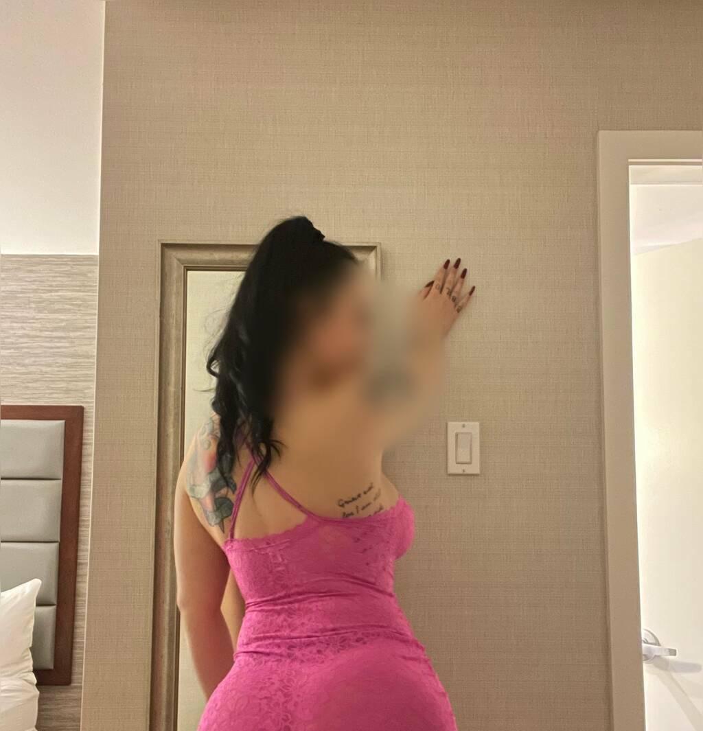 Kat is Female Escorts. | Regina | Saskatchewan | Canada | scarletamour.com 