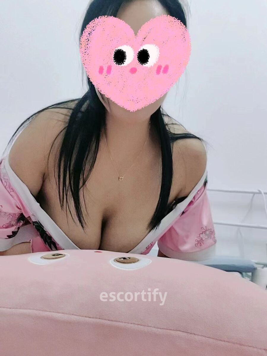 Sensual massage North shore is Female Escorts. | Auckland | New Zealand | New Zeland | scarletamour.com 