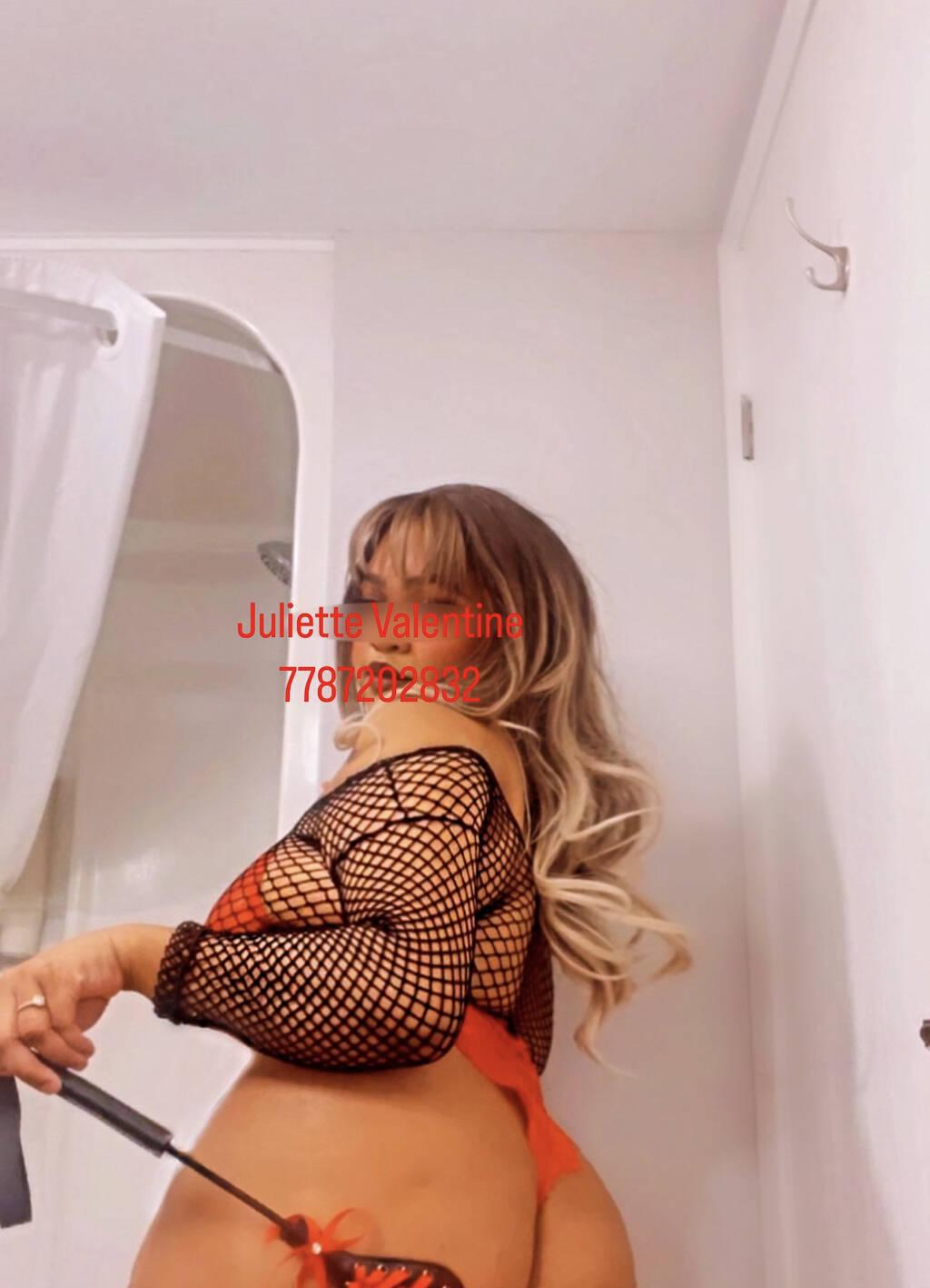 Julie Valentine is Female Escorts. | Skeena | British Columbia | Canada | scarletamour.com 