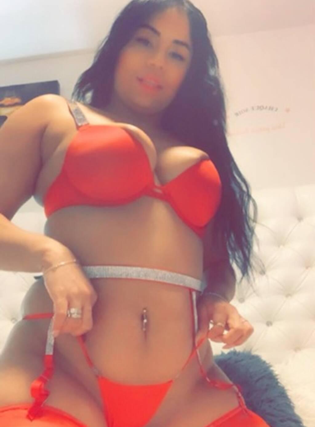 HONEY(BrossardLavalLongu is Female Escorts. | Quebec City | Quebec | Canada | scarletamour.com 