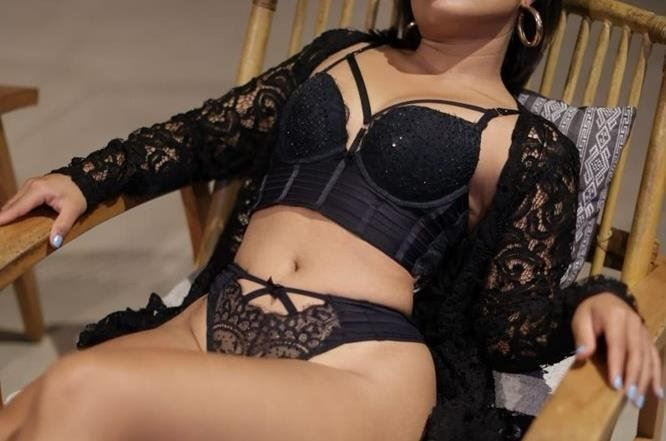 lovely girl is Female Escorts. | Newcastle | Australia | Australia | scarletamour.com 