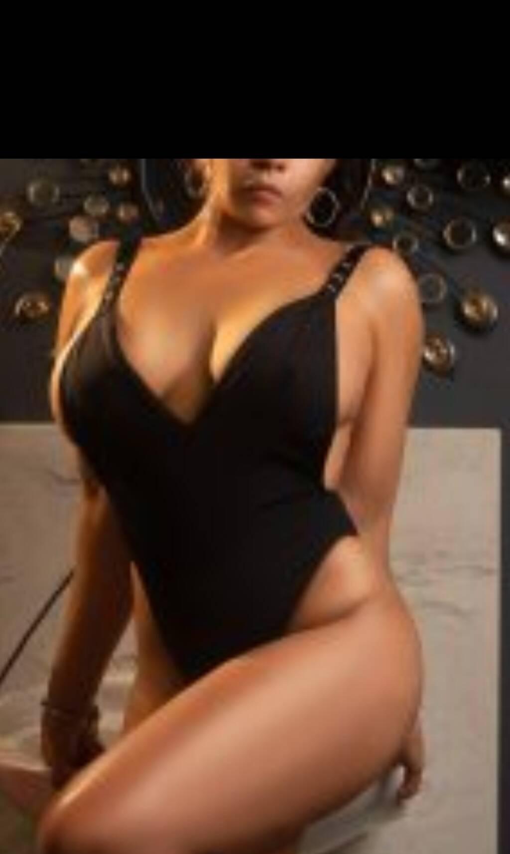 VIDA,  IN CALLS, OUTCALL. is Female Escorts. | Toronto | Ontario | Canada | scarletamour.com 