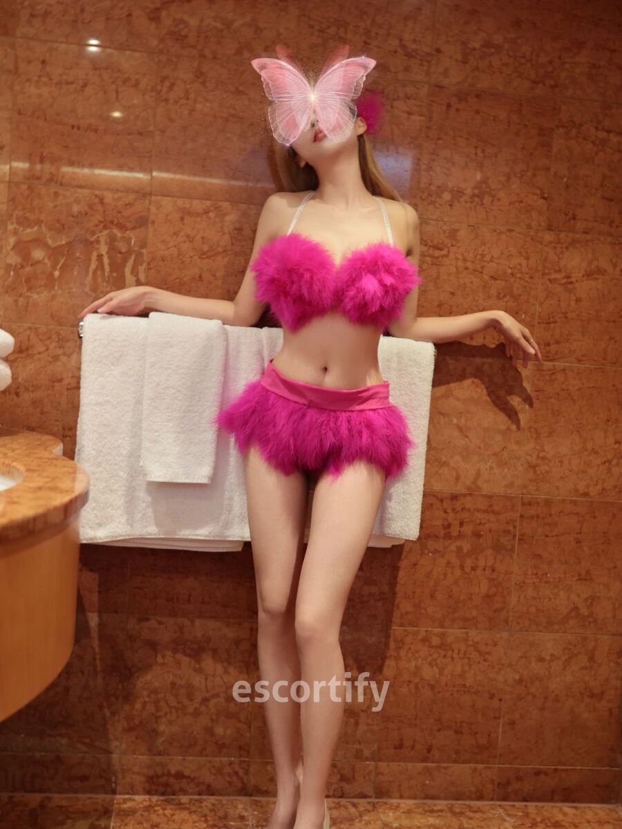 Della is Female Escorts. | Christchurch | New Zealand | New Zeland | scarletamour.com 