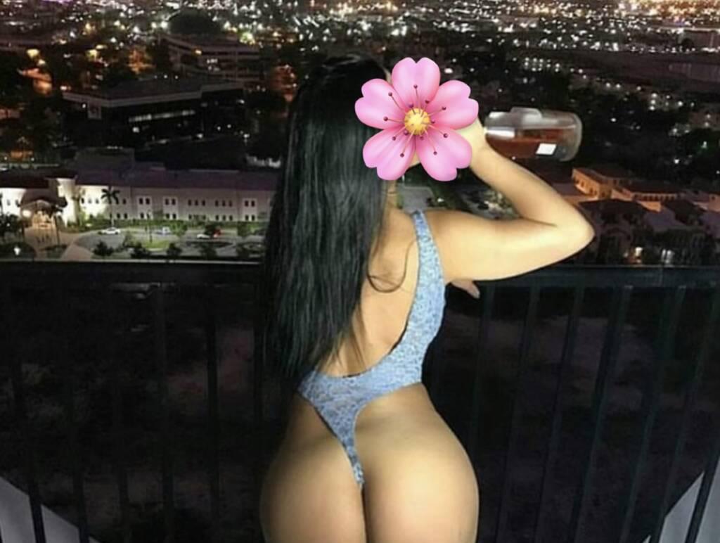 LOLA is Female Escorts. | Kingston | Ontario | Canada | scarletamour.com 