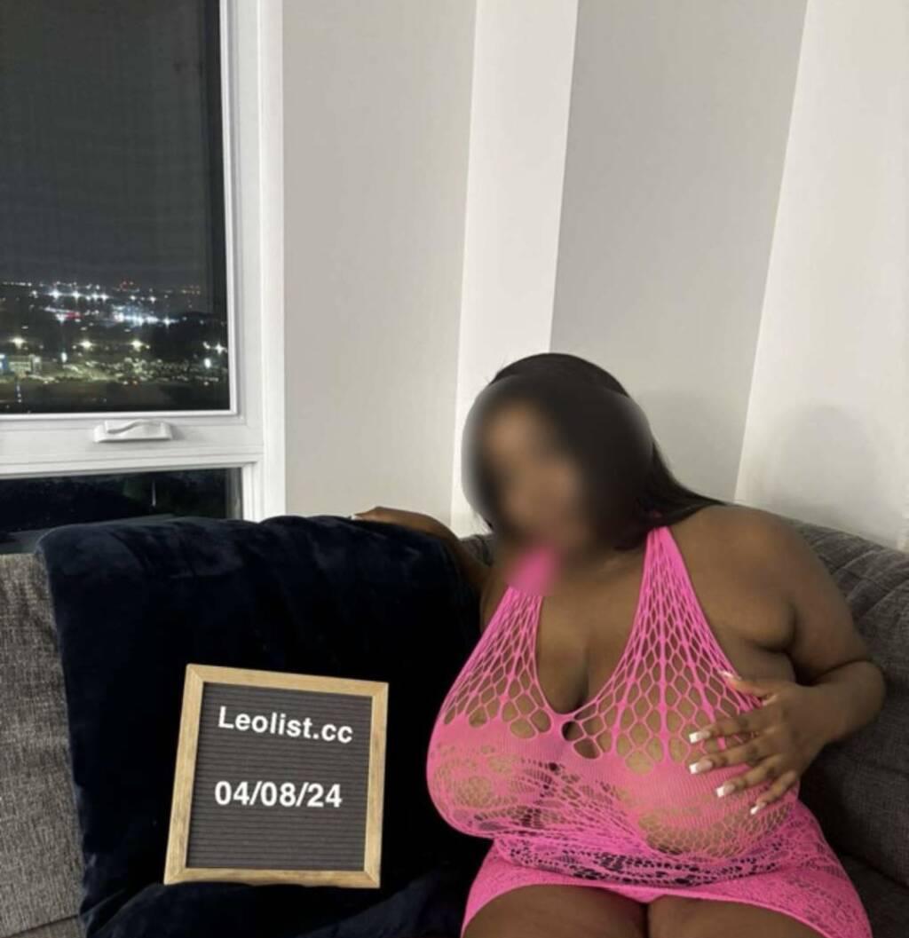 KIERA is Female Escorts. | Thunder Bay | Ontario | Canada | scarletamour.com 