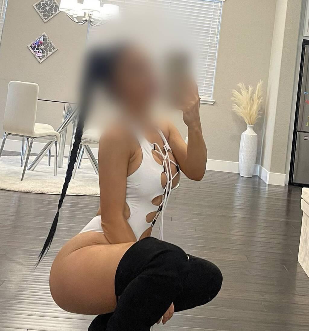 Vanessa is Female Escorts. | Edmonton | Alberta | Canada | scarletamour.com 