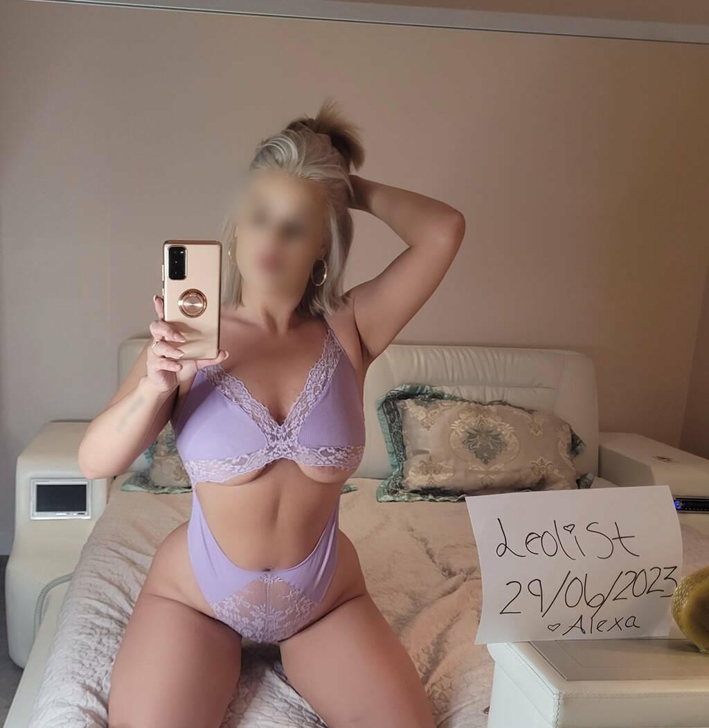 Alexa Summers is Female Escorts. | Edmonton | Alberta | Canada | scarletamour.com 