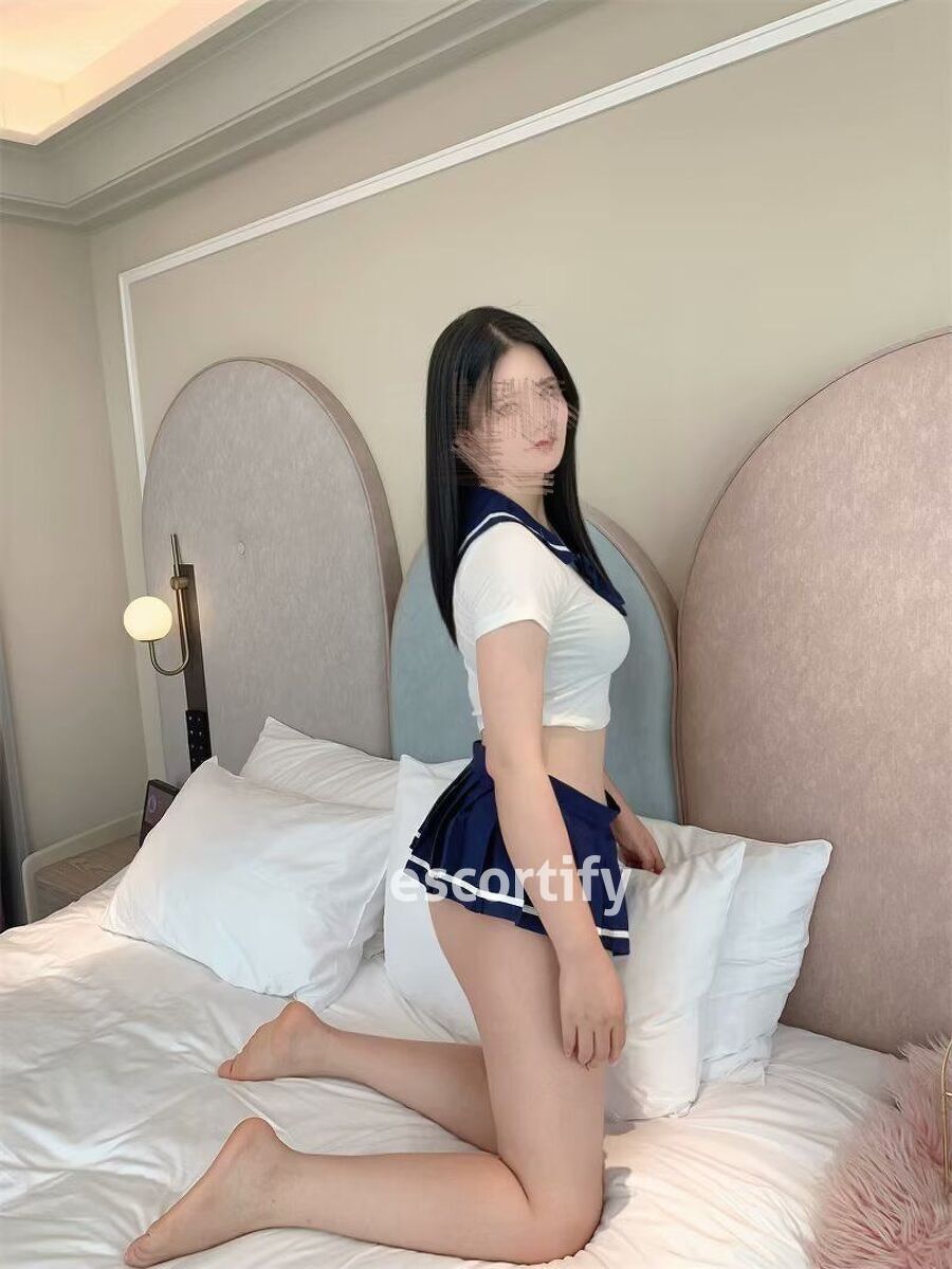 Emma Slut Nuru Massage is Female Escorts. | Christchurch | New Zealand | New Zeland | scarletamour.com 