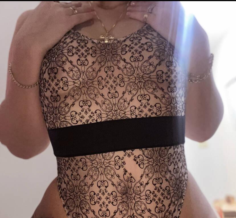 ALISON is Female Escorts. | Sudbury | Ontario | Canada | scarletamour.com 