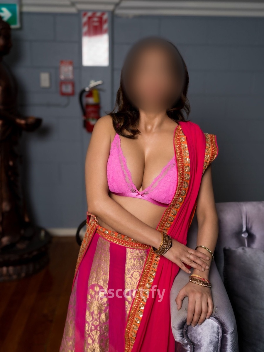 Nati is Female Escorts. | Auckland | New Zealand | New Zeland | scarletamour.com 