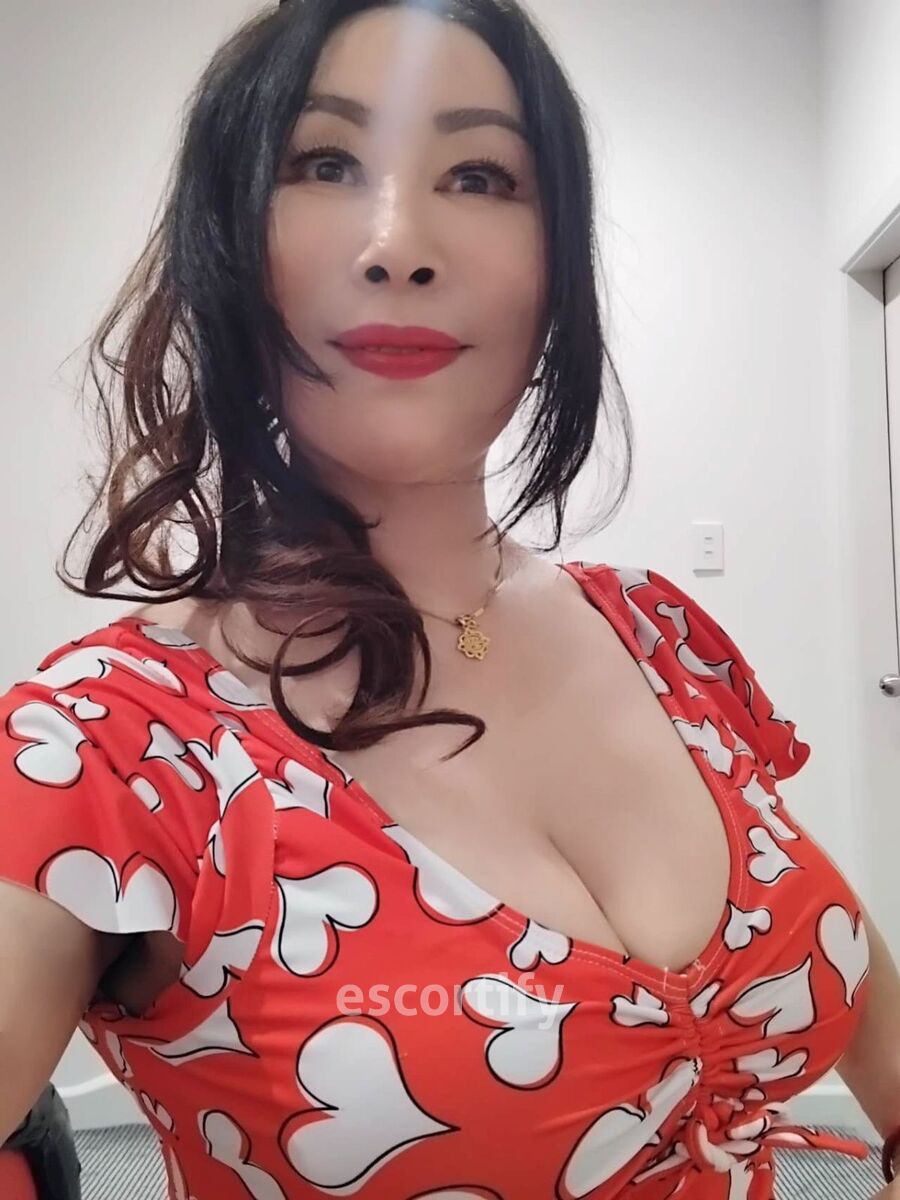 Hua is Female Escorts. | Christchurch | New Zealand | New Zeland | scarletamour.com 