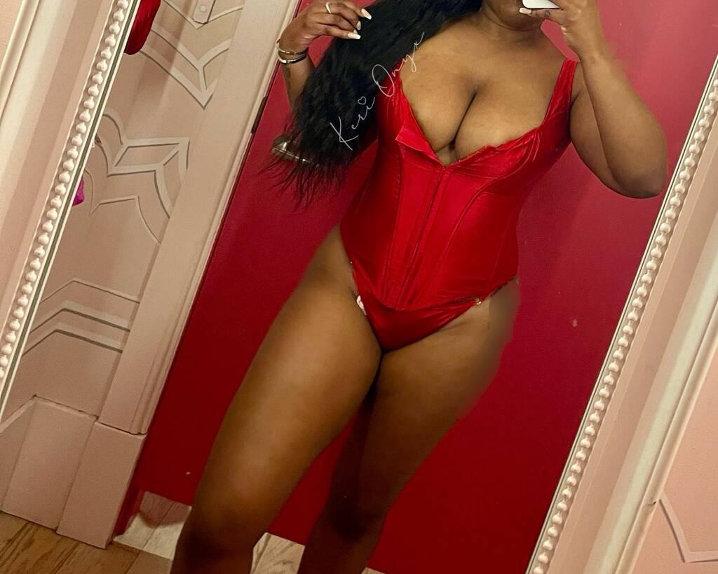 Keri Onyx is Female Escorts. | London | Ontario | Canada | scarletamour.com 