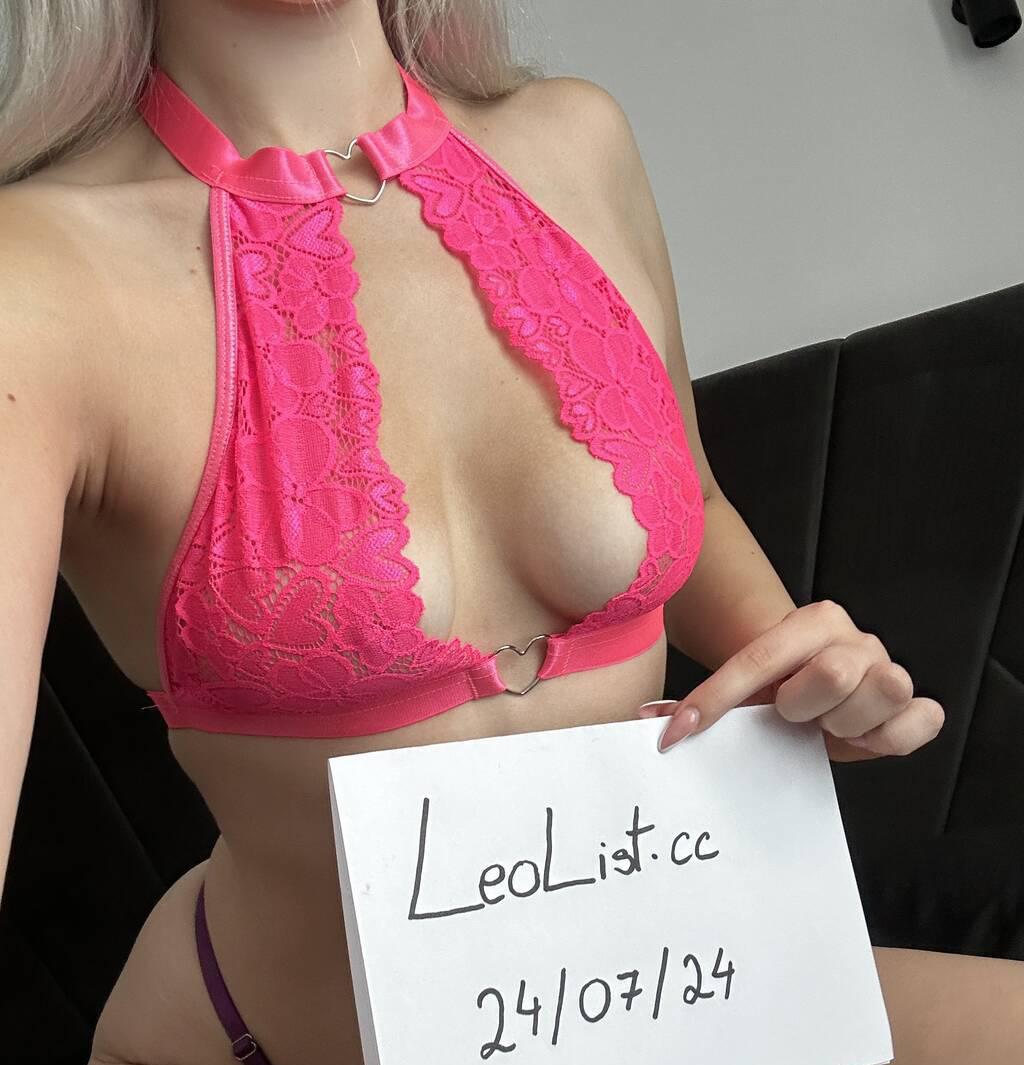 Chimène is Female Escorts. | Saguenay | Quebec | Canada | scarletamour.com 