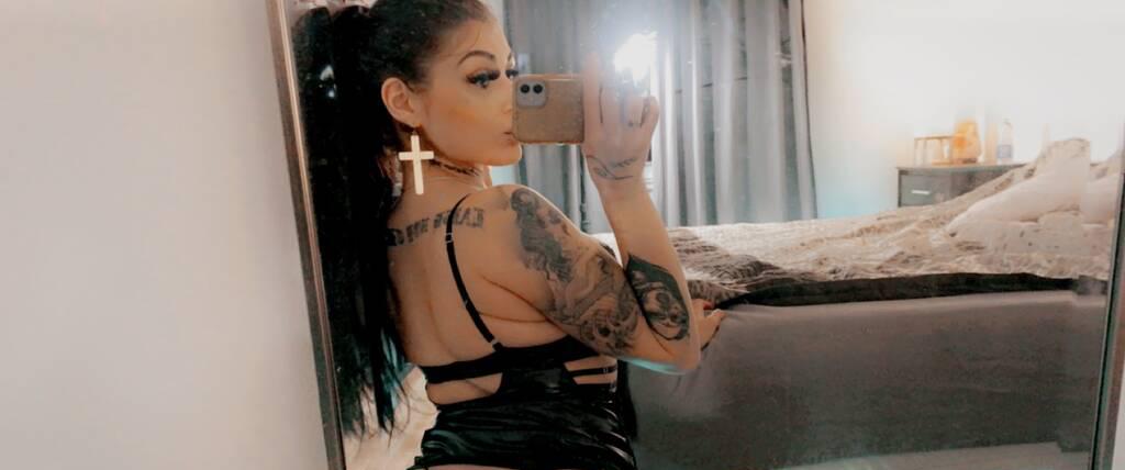 ARIANA is Female Escorts. | Medicine Hat | Alberta | Canada | scarletamour.com 