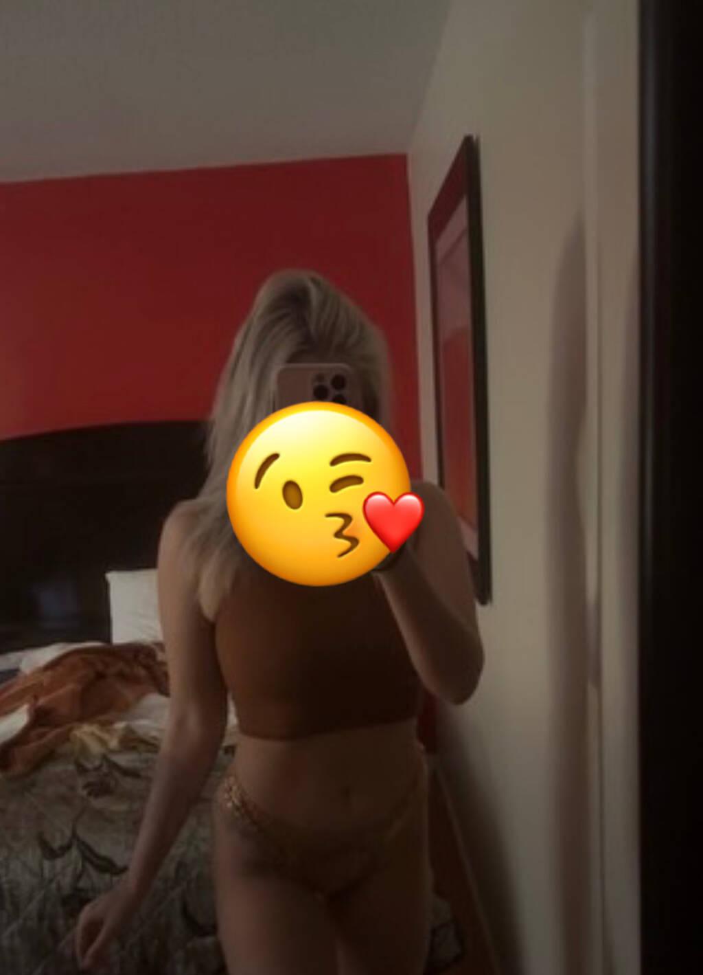 Jamie is Female Escorts. | Fredericton | New Brunswick | Canada | scarletamour.com 