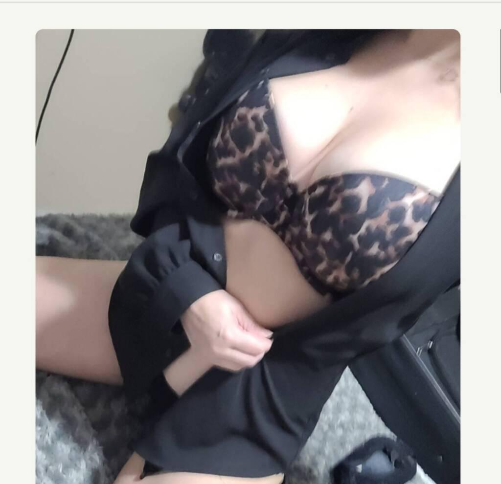 Olivia is Female Escorts. | Moncton | New Brunswick | Canada | scarletamour.com 