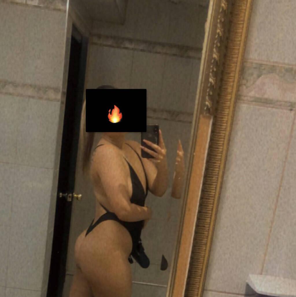 Sienna is Female Escorts. | St. John | New Brunswick | Canada | scarletamour.com 