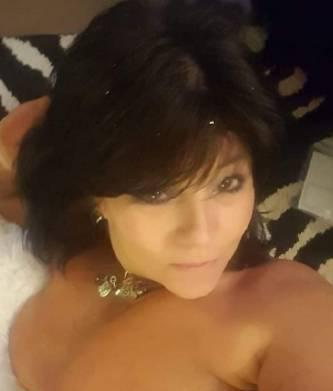 Stacey is Female Escorts. | windsor | Ontario | Canada | scarletamour.com 