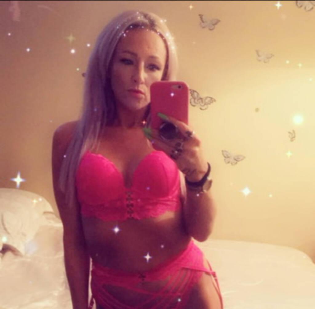 Miss Lexxi is Female Escorts. | Saskatoon | Saskatchewan | Canada | scarletamour.com 